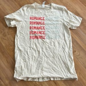 Romance Reader Graphic T size Medium